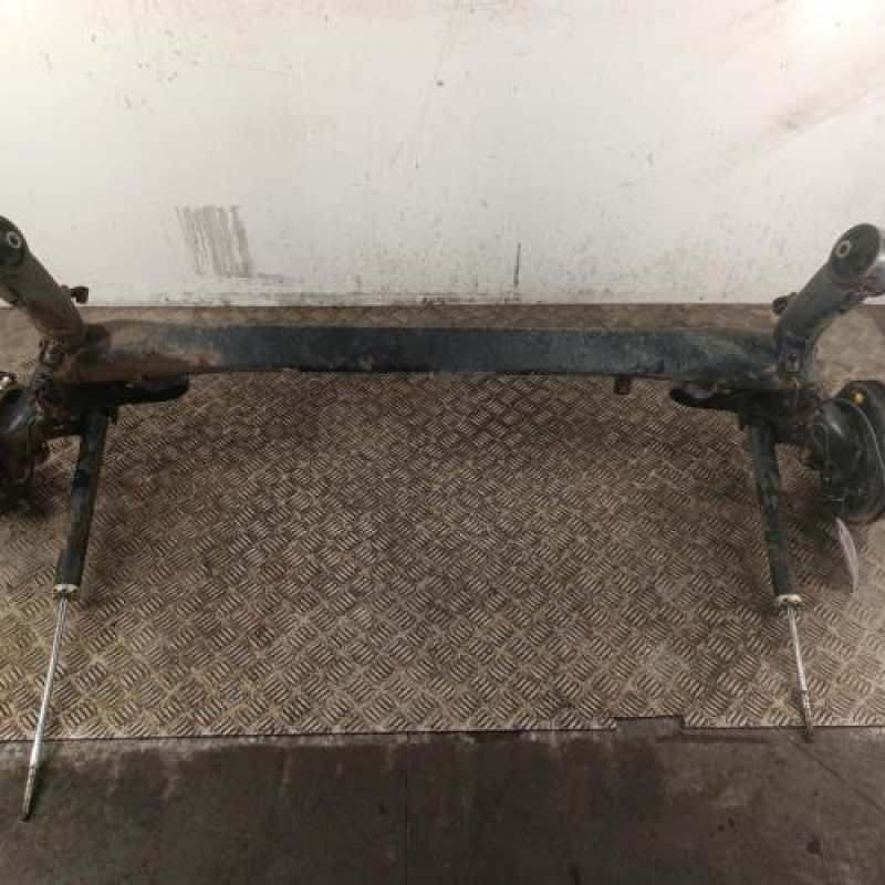 Train arriere complet TOYOTA YARIS 2 Train arriere complet TOYOTA YARIS 2