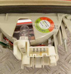 Feu arriere secondaire droit (feux) BMW SERIE 3 E90 Photo n°4