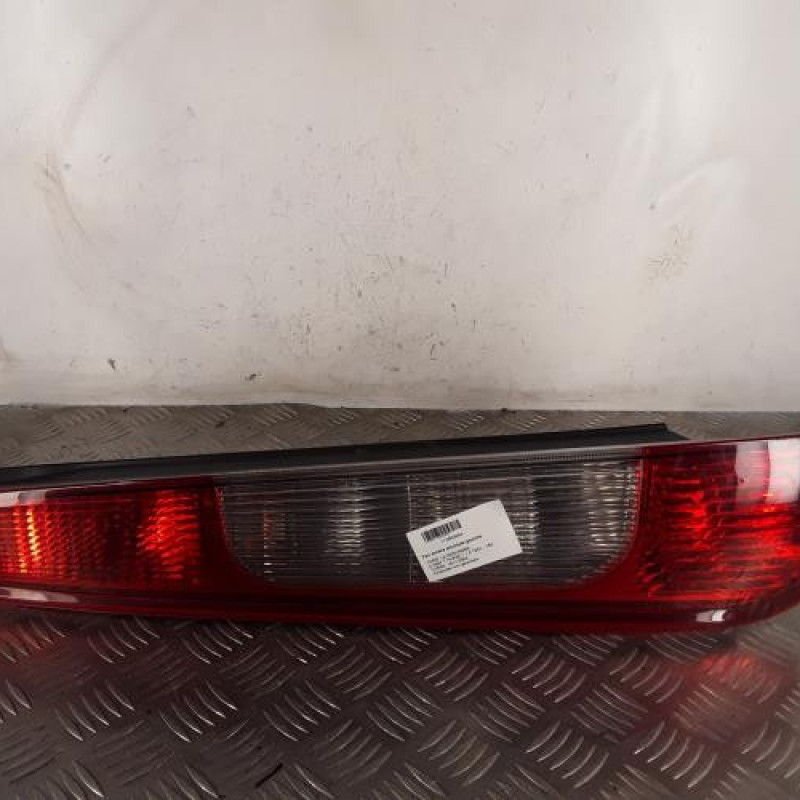 Feu arriere principal gauche (feux) FORD C-MAX 1