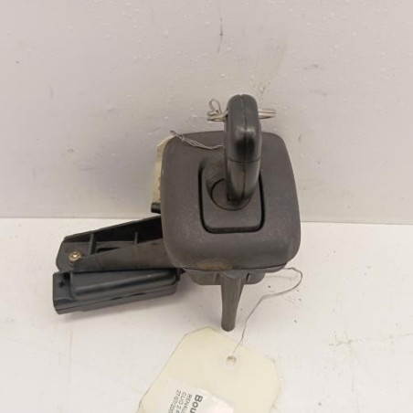 Bouton de coffre RENAULT CLIO 2 Photo n°1