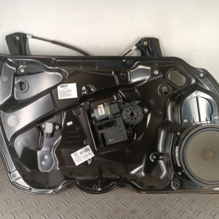Leve vitre electrique avant gauche VOLKSWAGEN PASSAT 6 Photo n°1