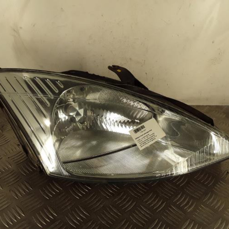Optique avant principal droit (feux)(phare) FORD FOCUS 1