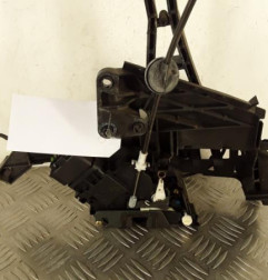 Serrure arriere droit FORD C-MAX 1