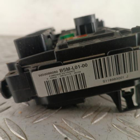 Boitier servitude moteur (BSM) PEUGEOT 407