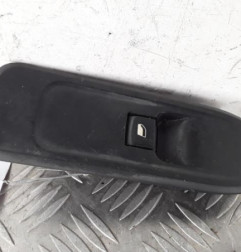 Interrupteur de leve vitre avant droit PEUGEOT 308 1 Photo n°1