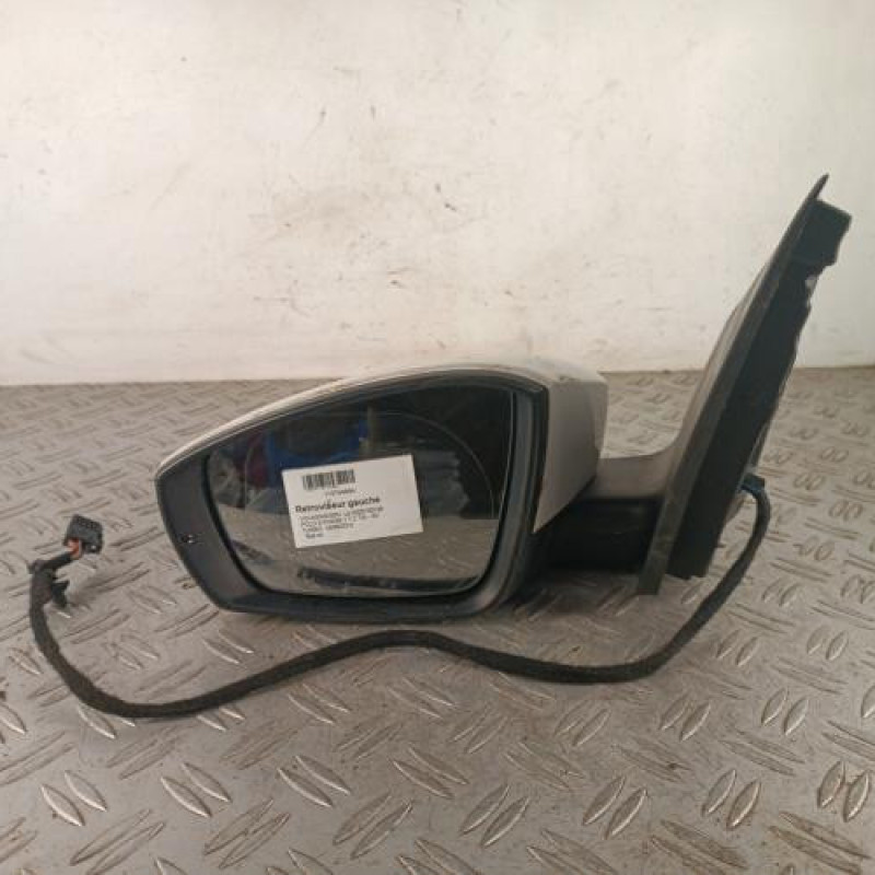 Retroviseur gauche VOLKSWAGEN POLO 5