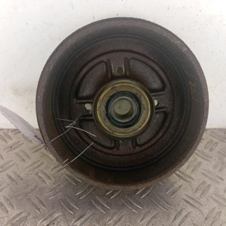 Tambour arriere droit RENAULT CLIO 2