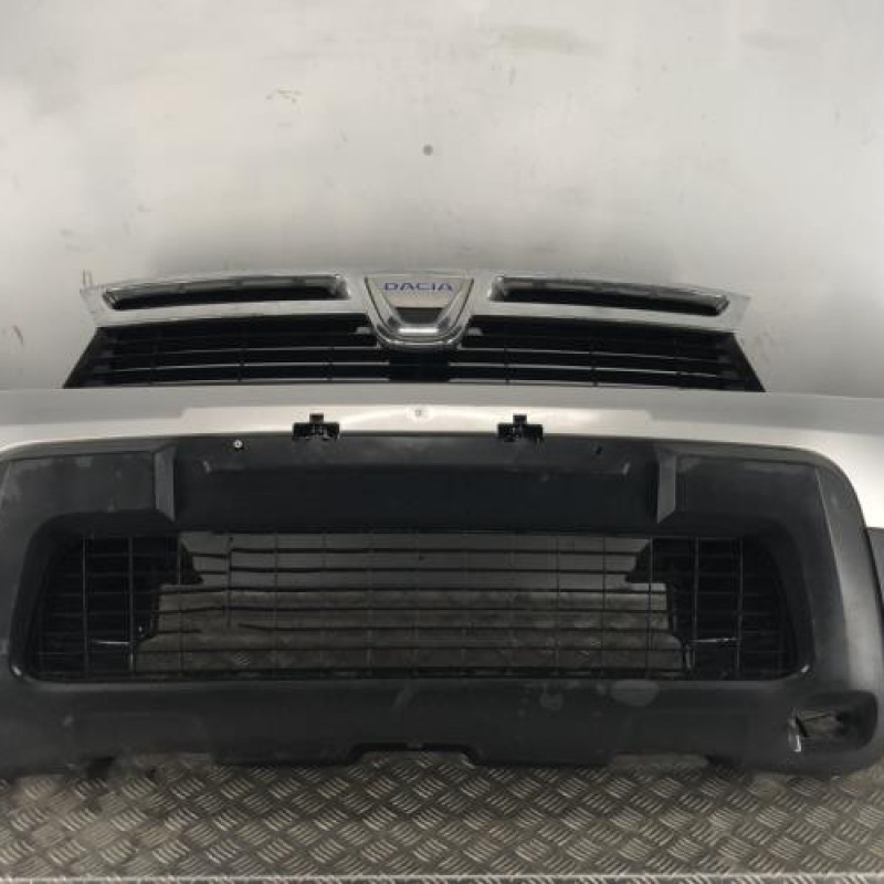 Pare choc avant DACIA DUSTER 1