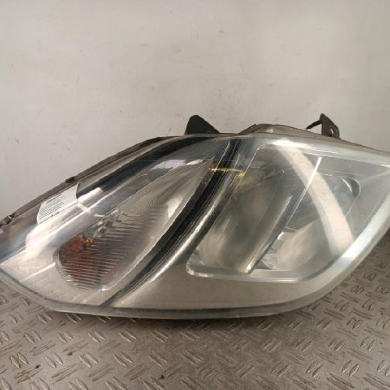 Optique avant principal droit (feux)(phare) NISSAN NV400