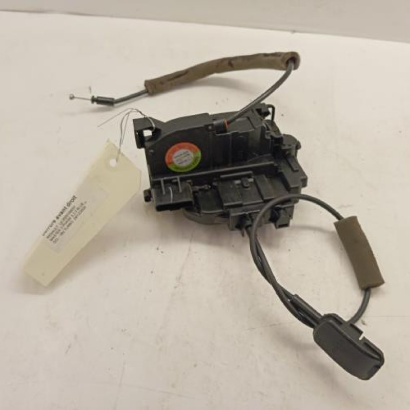 Serrure avant droit RENAULT MASTER 3