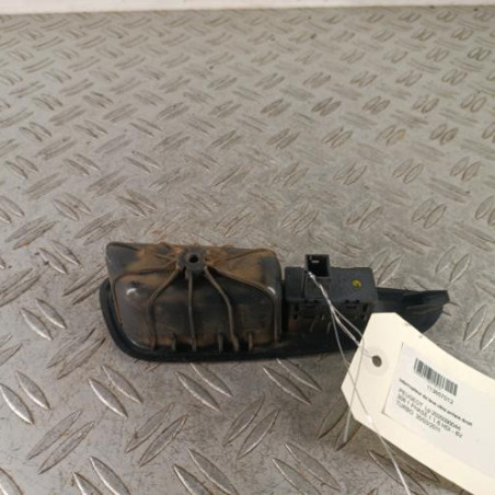 Interrupteur de leve vitre arriere droit PEUGEOT 308 1