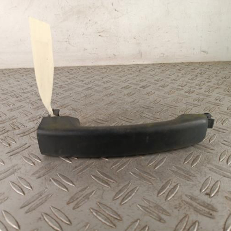 Poignee porte avant gauche NISSAN NV400