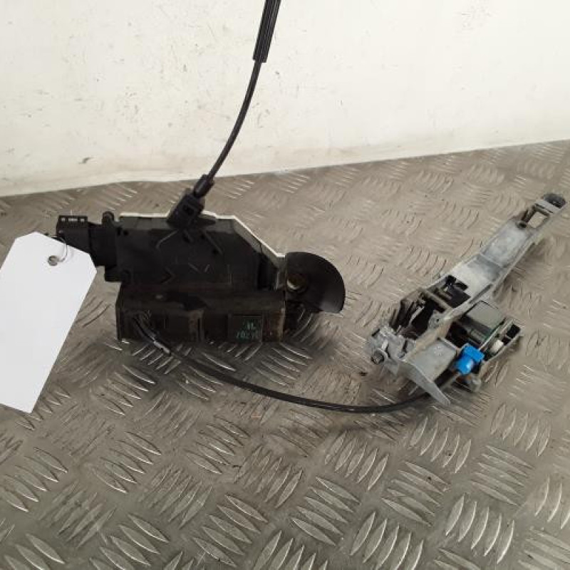 Serrure avant gauche CITROEN C4 PICASSO 1 Serrure avant gauche CITROEN C4 PICASSO 1