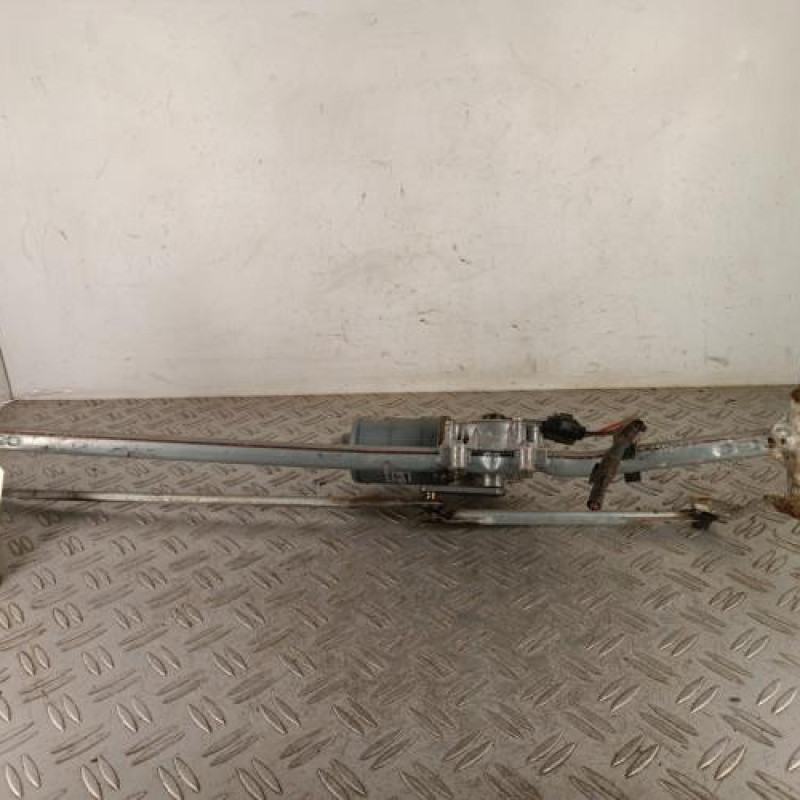 Moteur essuie glace avant NISSAN NV400 Moteur essuie glace avant NISSAN NV400