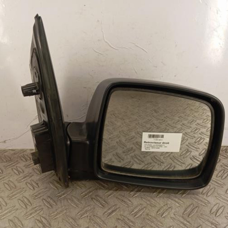 Retroviseur droit HYUNDAI H1 2 STAREX