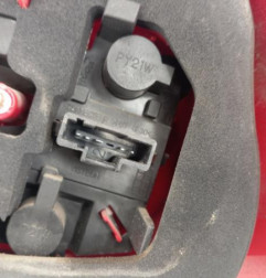 Feu arriere principal gauche (feux) PEUGEOT 206+ Photo n°5