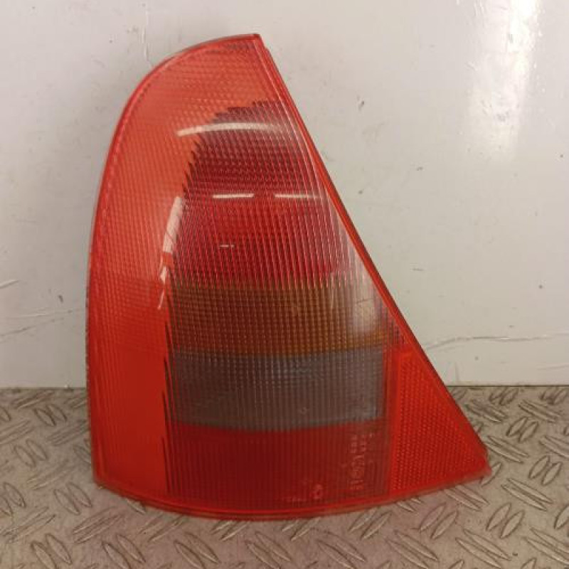 Feu arriere principal gauche (feux) RENAULT CLIO 2