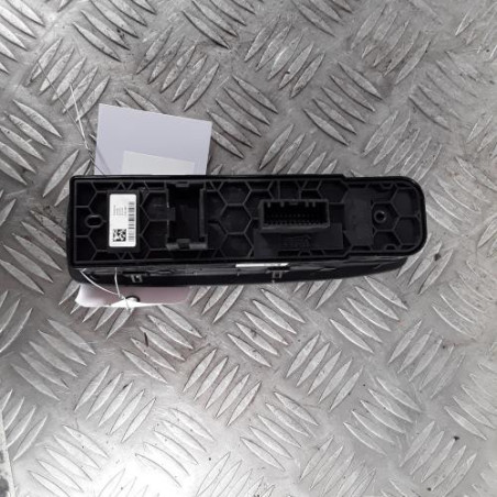Interrupteur de leve vitre avant gauche RENAULT MEGANE 4