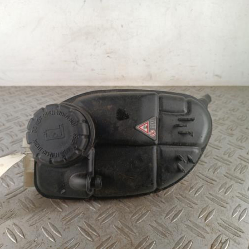 Vase d'expansion MERCEDES CLASSE A 176