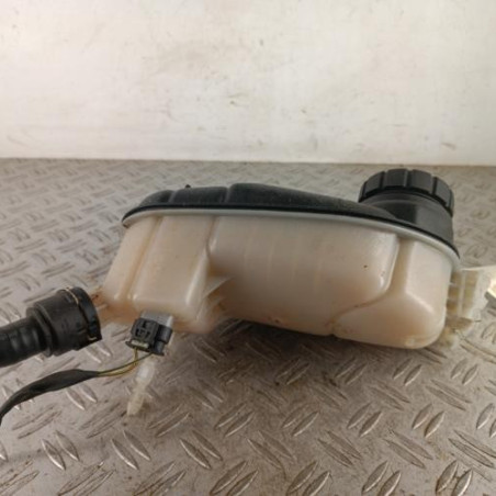 Vase d'expansion MERCEDES CLASSE A 176