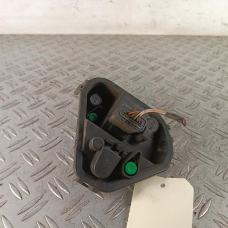 Platine feu arriere droit RENAULT CLIO 3