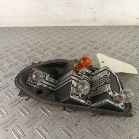 Platine feu arriere droit RENAULT CLIO 3