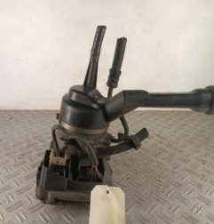 Pompe de direction PEUGEOT 308 1 SW Photo n°1