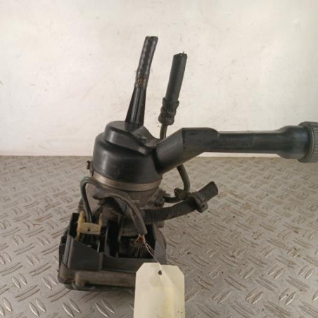 Pompe de direction PEUGEOT 308 1 SW Photo n°1