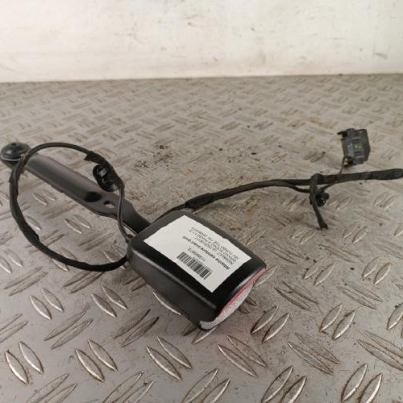 Attache ceinture avant droit RENAULT GRAND SCENIC 3