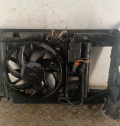 Face avant PEUGEOT 308 1 Photo n°1