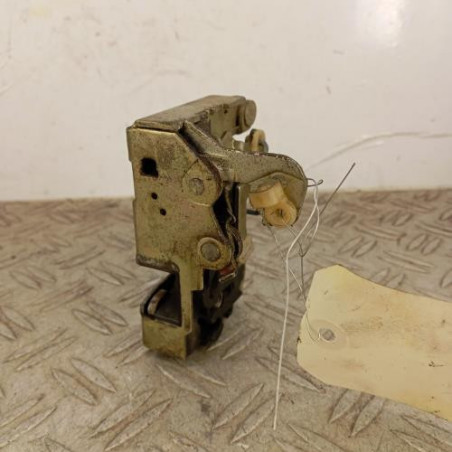 Serrure avant gauche PEUGEOT 106