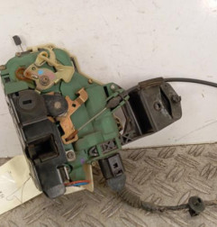 Serrure arriere gauche VOLKSWAGEN PASSAT 4 Photo n°1