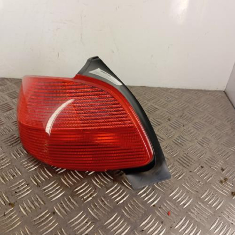 Feu arriere principal gauche (feux) PEUGEOT 206