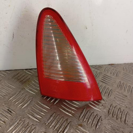Feu arriere secondaire droit (feux) ALFA ROMEO 147 Photo n°1