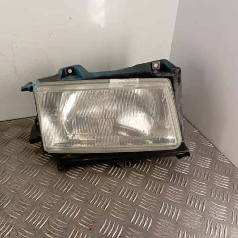 Optique avant principal droit (feux)(phare) CITROEN JUMPY 1