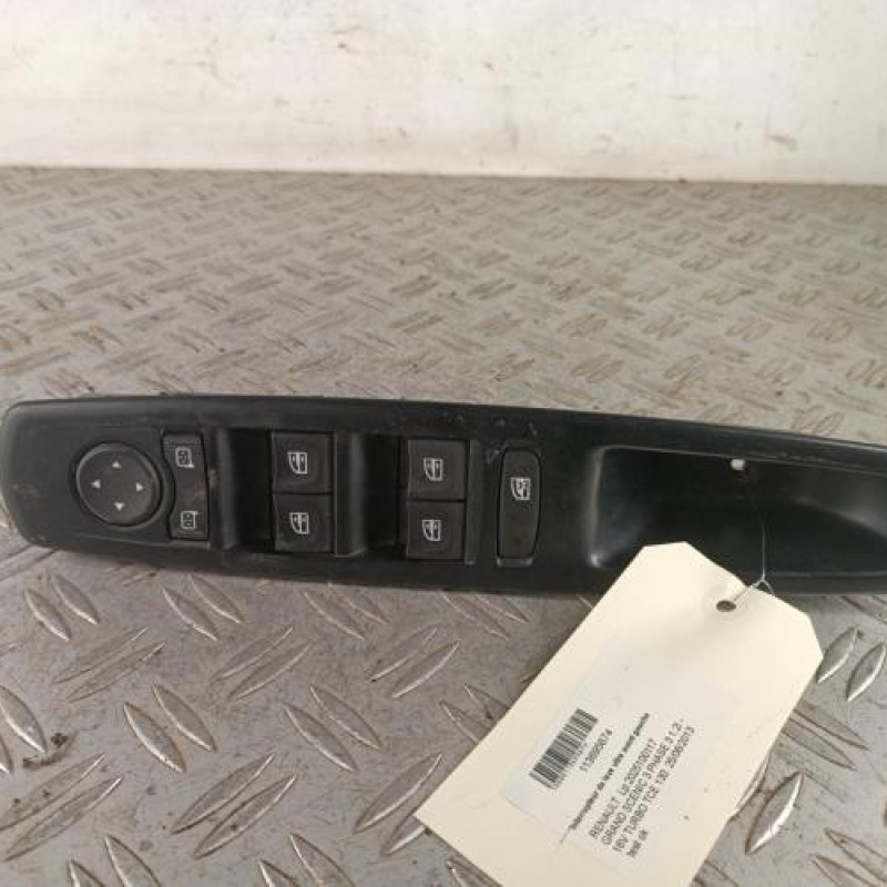 Interrupteur de leve vitre avant gauche RENAULT GRAND SCENIC 3