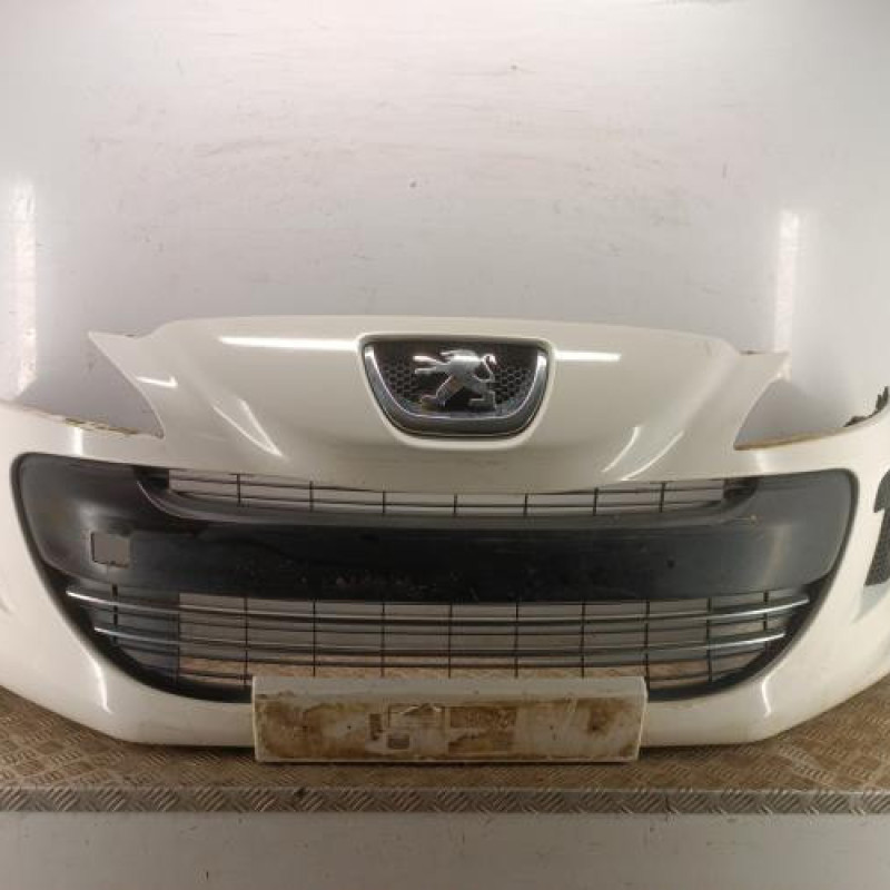 Pare choc avant PEUGEOT 308 1