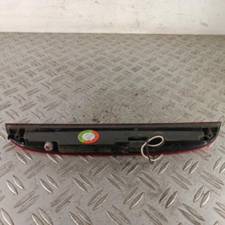 Feu arriere stop central RENAULT CLIO 2