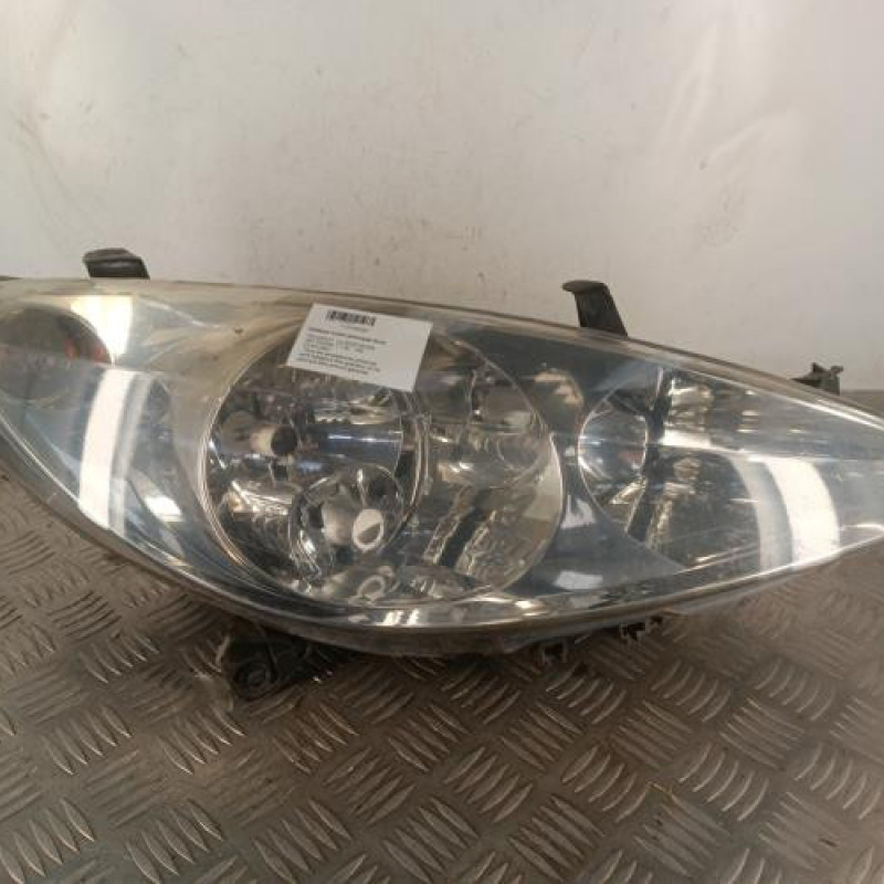 Optique avant principal droit (feux)(phare) PEUGEOT 307