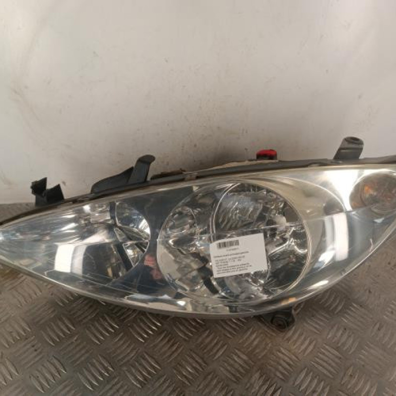 Optique avant principal gauche (feux)(phare) PEUGEOT 307