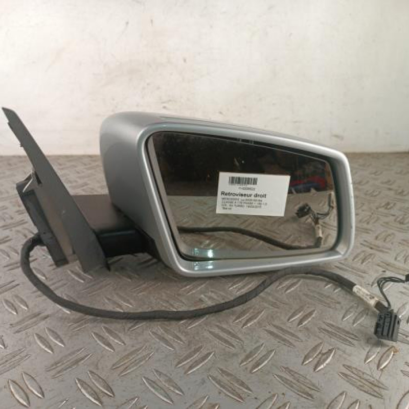 Retroviseur droit MERCEDES CLASSE A 176