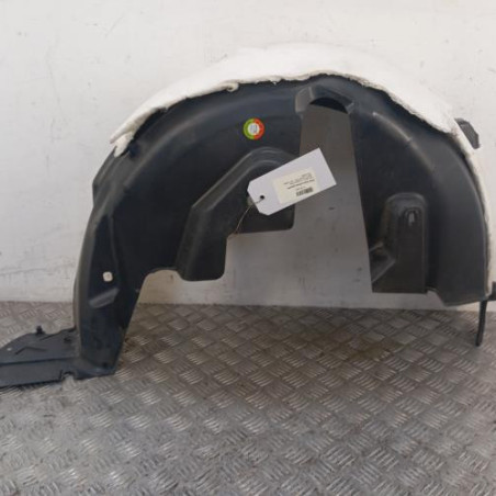 Pare boue arriere gauche PEUGEOT 208 2