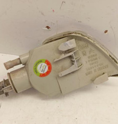 Optique avant secondaire gauche (feux)(clignotant) CITROEN SAXO