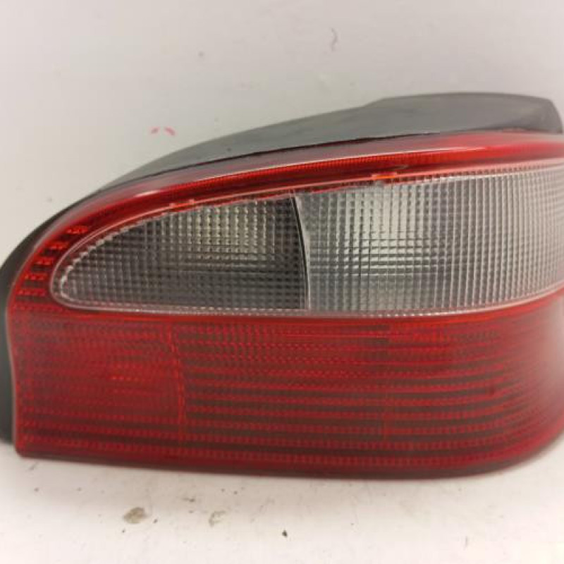 Feu arriere principal droit (feux) CITROEN SAXO Feu arriere principal droit (feux) CITROEN SAXO