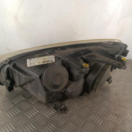Optique avant principal droit (feux)(phare) FORD C-MAX 1