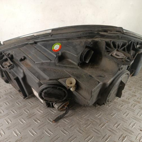 Optique avant principal droit (feux)(phare) MERCEDES CLASSE A 176