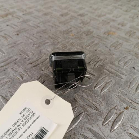 Interrupteur de leve vitre arriere gauche MERCEDES CLASSE A 176