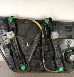 Leve vitre electrique avant droit MERCEDES CLASSE A 176