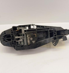 Poignee porte arriere gauche PEUGEOT 2008 2