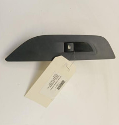 Interrupteur de leve vitre avant droit PEUGEOT 2008 2 Photo n°1